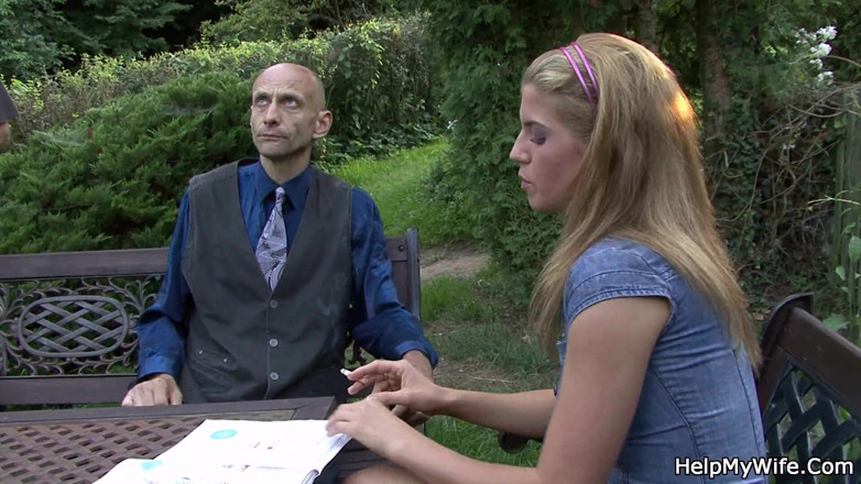 Taboo Teens: Když není romantika, zavolejte chlapovi