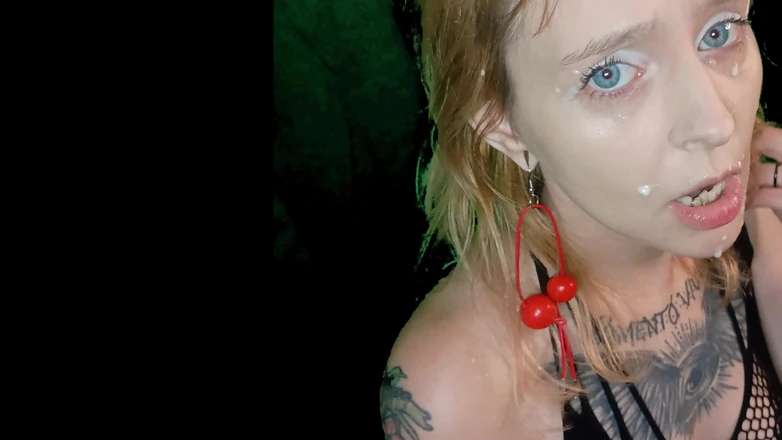 Haven Moss: सुंदर छोटी milf(चोदने लायक मम्मी) को मेगा फेशियल मिलता है