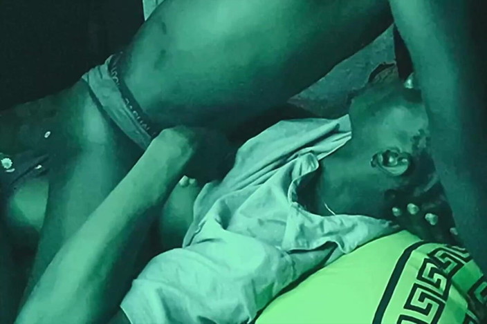 Stilesbhalifa1: Cowok asrama nakal lagi asik ngentot di webcam