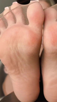 Sandals and Nylon Feet