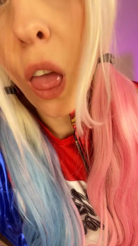 How Loves Harley Quinn?