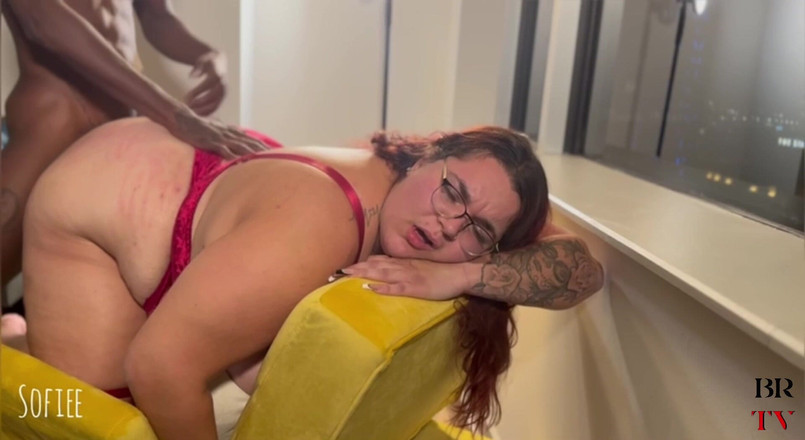 Blvck Rose TV: Pozdní noc Odkazy: Sofiee Soles Dostane Backshots Z Blvck Rose