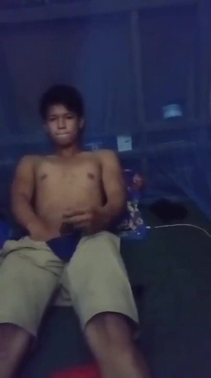 Fleshlab Gay: Virgin Sexy Pinoy Twink Boy Masturbation