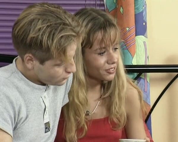 Deutsche Damen: Pretty German Teen Fucks Her Boyfriend if Front of a...