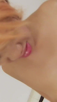 Повзрослев, она стала взрослой и шлюшкой азиатского происхождения с бритой киской любит, когда в нее проникают