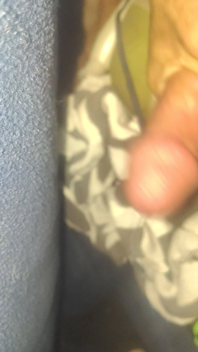 Stroking (Sir deep n dat ass)