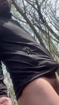 Outdoor MILF Anal Part 2