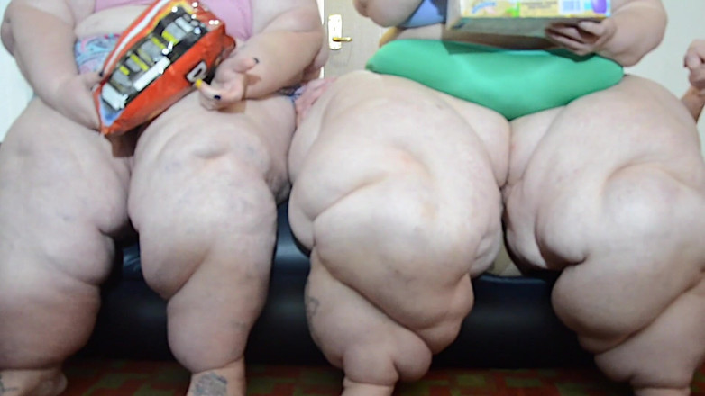 Full Weight Productions: Patatine, ciambella e culo grosso seduta in faccia!