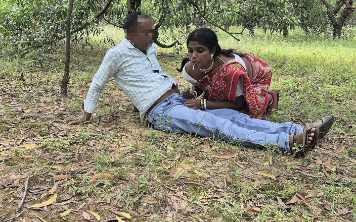 Somausha: Un villaggio India scopata da uno studente universitario nella foresta,sona...