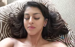 Virtual Vacation Oahu com Sophia Leone 1/2