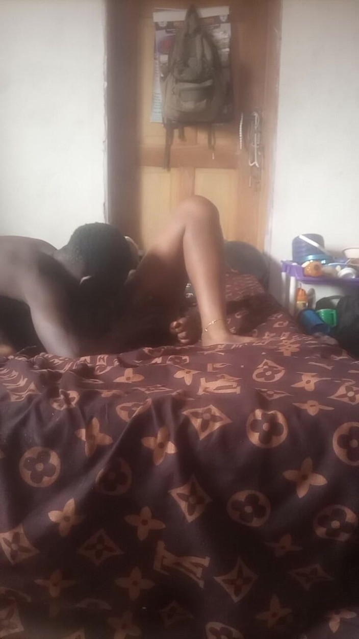 Oladi plenty tv: Ngentot cewek toket besar di kamarku