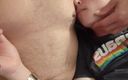 Lymph Guy: Pojke älskar att suga på styvpappor bröst