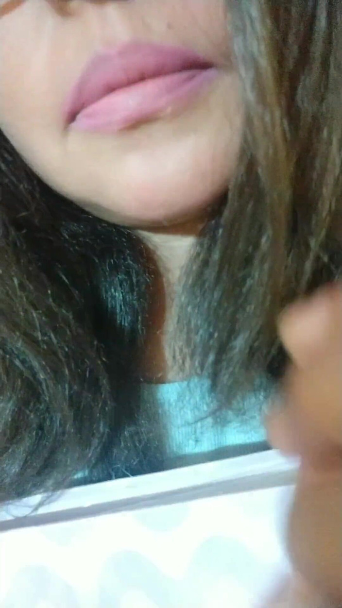 Carla Villalobos: Miang Semasa Saya Mengajar Kelas Di Bilik Darjah Universiti