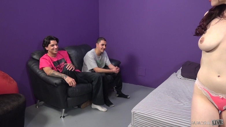 Immoral Live: Scopa un fan II 2 ° posto