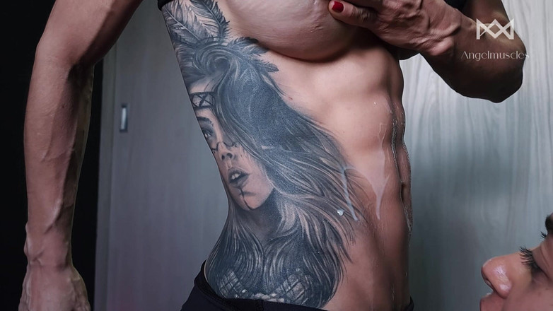 Angelmuscles: 甜美的诱惑，我的室友发现我训练腹肌