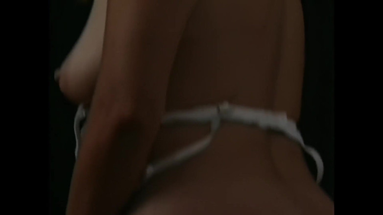 RATATATA!: Een jonge slet wil hard geneukt worden in haar zachte...