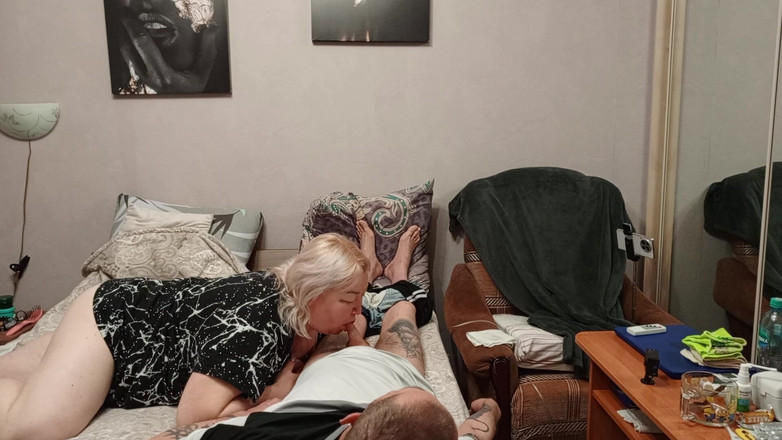 Zona901: Komşumun ağzını çok dölle dolduruyorum