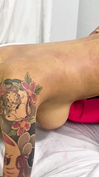 Ho preso a pugni la donna sposata a carcera e sborrata nel culo!