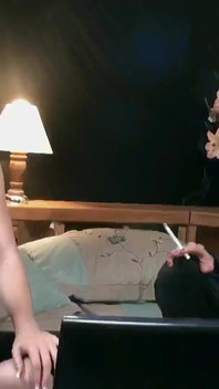 Une belle-fille commence à remplir les fantasmes lesbiens de sa belle-mère