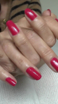 Unghie rosse JOI Parte 1, presentato da lady Victoria Valente