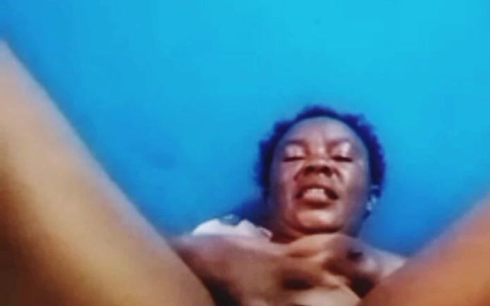 Sugarmama video call mutual masturbation: Mamma spelar sin fitta på videosamtal ep5