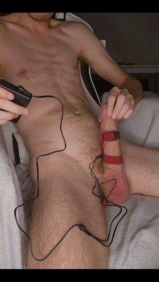 The Max Powers: Geëlektrocuteerd en geluidd