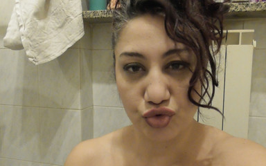 realcoupleitalian: I kiss you and piss in your mouth my wanker