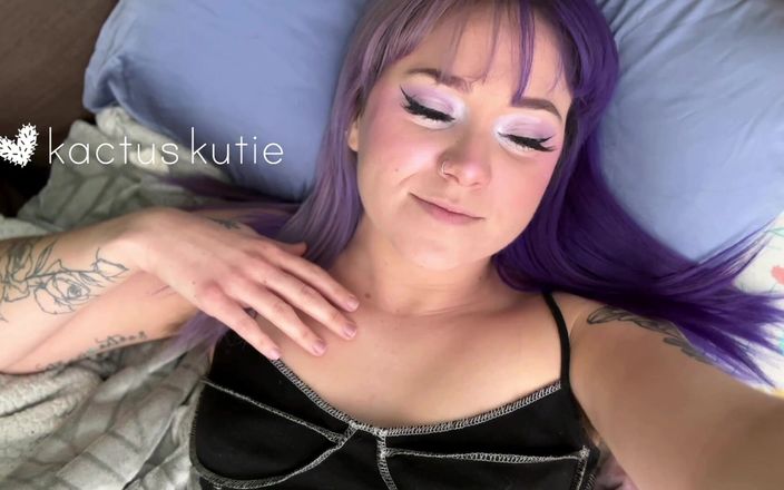 Kactus kutie: Poranny siusiu po imprezie z gwiazdami porno