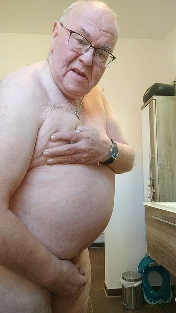 Karlchengeil: Panty Liner dan Saya