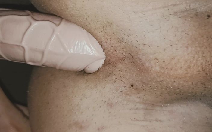 Nikrex: डिल्डो के साथ धीमी गति से प्रवेश