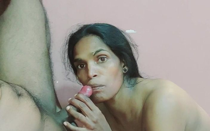 SL Milf: Desi Tamil MILf och ung pojkvän njuter av sex på...