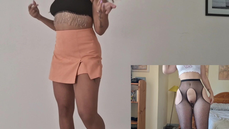 Latinascachondas: Hot Girls Playing