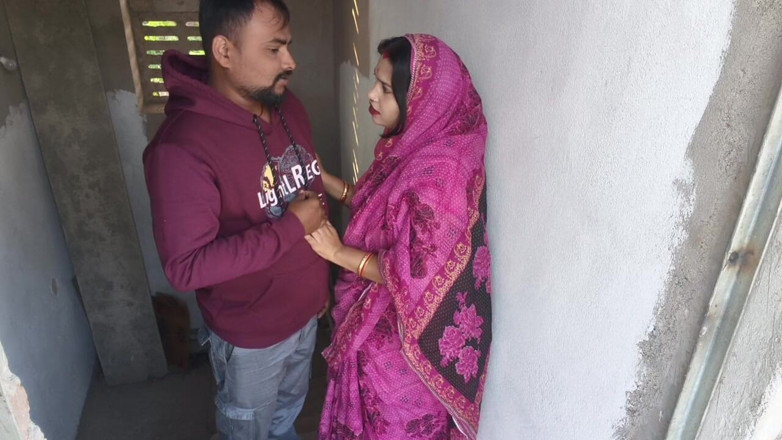 Sona bhabhi: 내 남편은 나를 따먹을 수 없다! 제발 그가 집에 있지 않아. 인도 마을 마누라 섹스 비디오