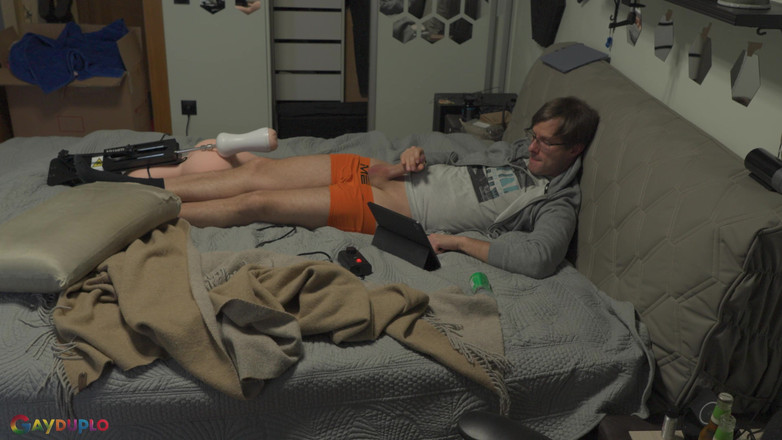 GayDuplo: Jävla min kuk med knull maskin och kommer från det!