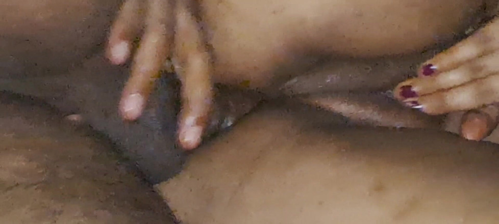 Husbandwifesexylove: 午夜肛交和阴户啪