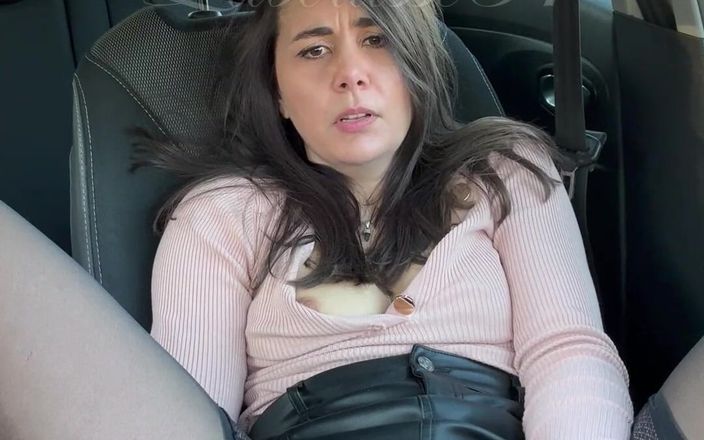 Labouisse31: Multigodes Voiture (尻、潮吹き)