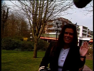 Lucky Cooch: Sexy amateur brunette at outdoors interview