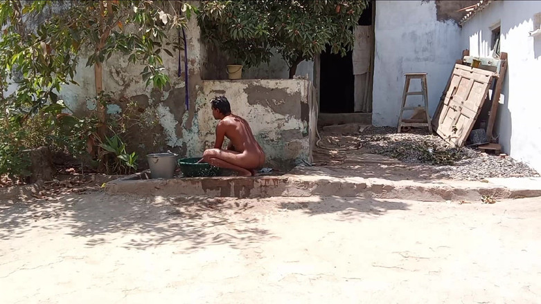 Mukesh Solanki: Mukesh Solanki Kąpieliska