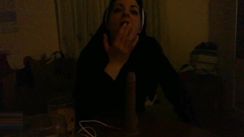 Toilet Mommy: Suora allenamento dildo punto di vista pompino