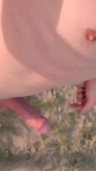 Twink Di Pantai Bukan Bogeel Berpakaian Diam-diam bogel 4K! Eksibisionisme Remaja Goldenelixxxir!
