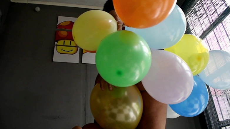 melu_world: Balloon Dressing and Mass Pop (needle, Nails and S2p) - Bunny Looner