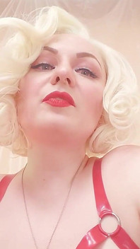 Derleme: seksi tombul sarışın orta yaşlı seksi kadın - takma yarak bakış açısı kadın egemenliği bakış açısı videosu (arya grander)