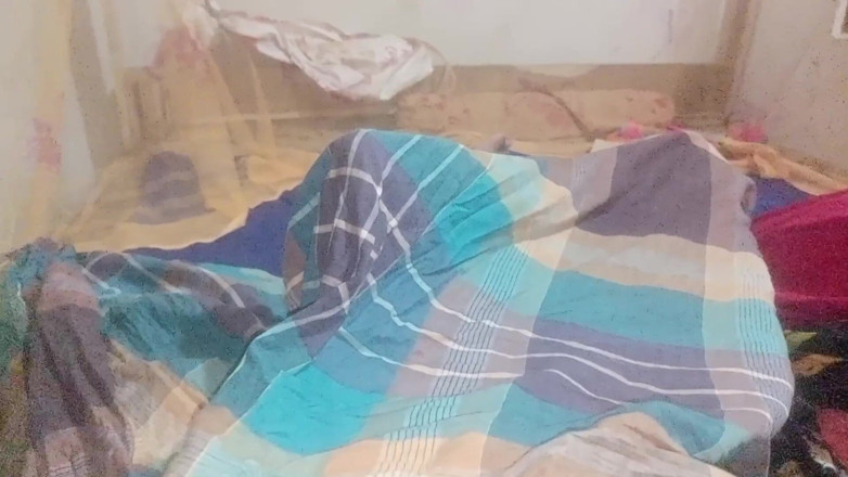 SexTv26: Menina no quarto vídeo real com sua amiga se masturbando
