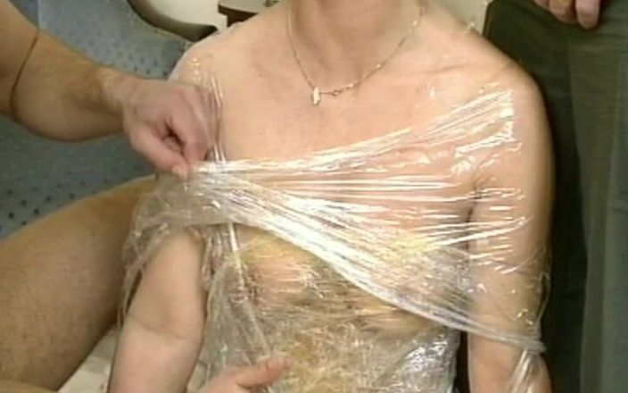 Vintage Lust: Děvka žena si užívá sexu se sousedem 1