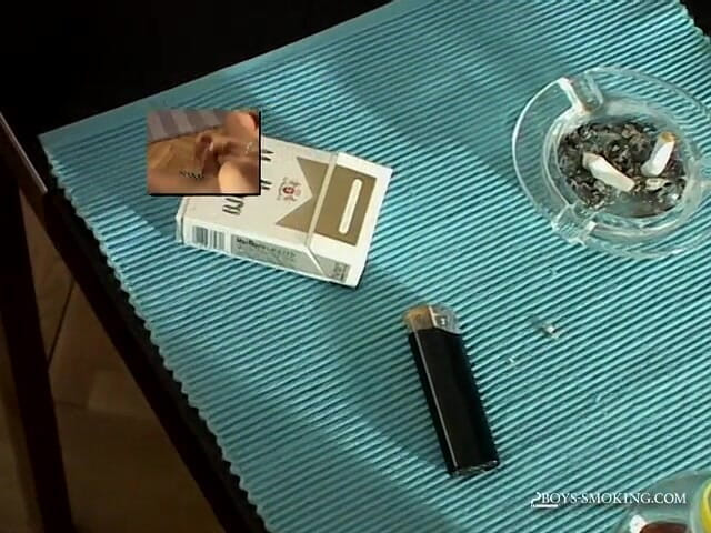Boys Smoking: Шоу диму Кіта Леджера!