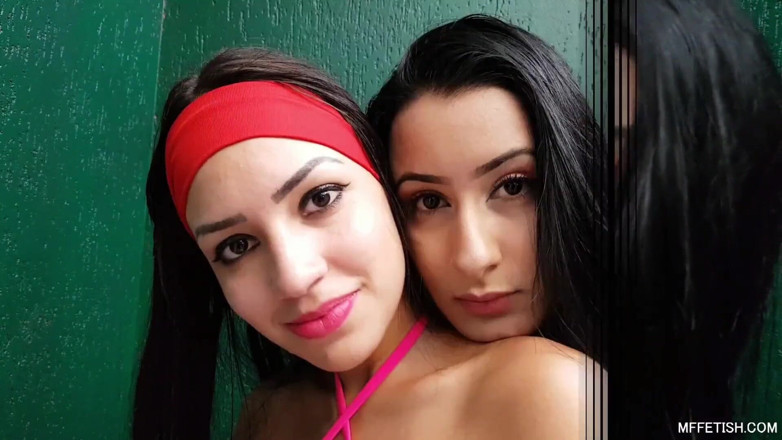 Sapphic Latinas: Jeu instagram pour filles