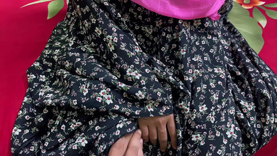 Riya Chowdhury: Il mio proprietario di casa mi offre di scopare con...