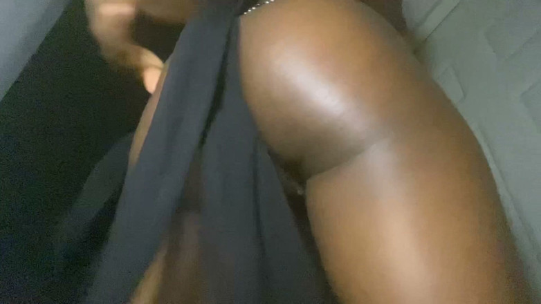Browngurl234: Petite African Ebony Teen Sexy Dance Bubble Butt Face Sitting...