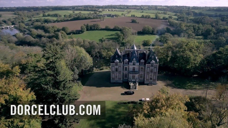 Dorcel Club: Hot threesome with 2 gorgeous babes