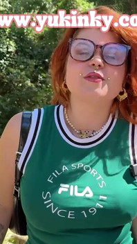 Questa belga dai capelli rossi sa cosa vuole (cazzo) e fa quello che le piace